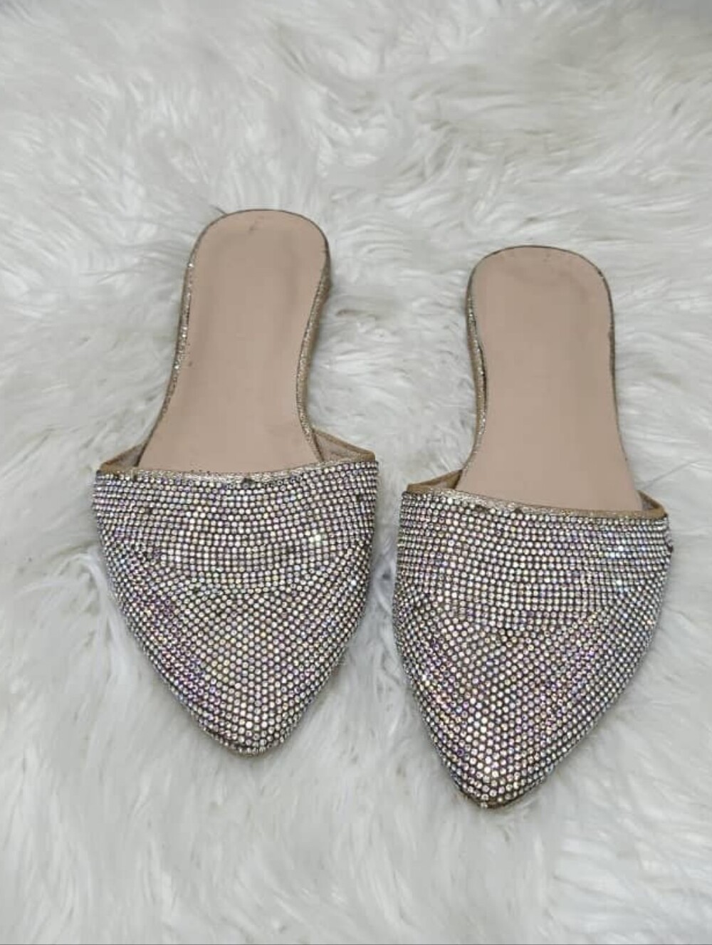 Forever 21 Rhinestone Embellished Pointed-toe Flat Mule Size 6.5
